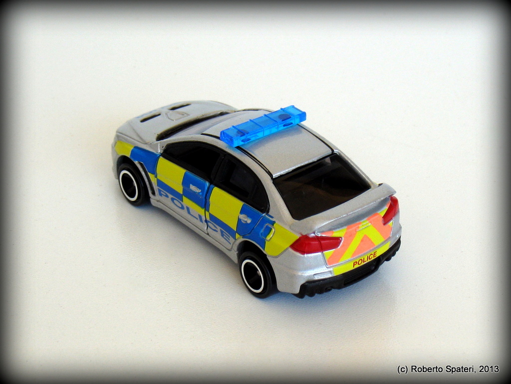 Tomica Mitsubishi Lancer EVO X (n.39)